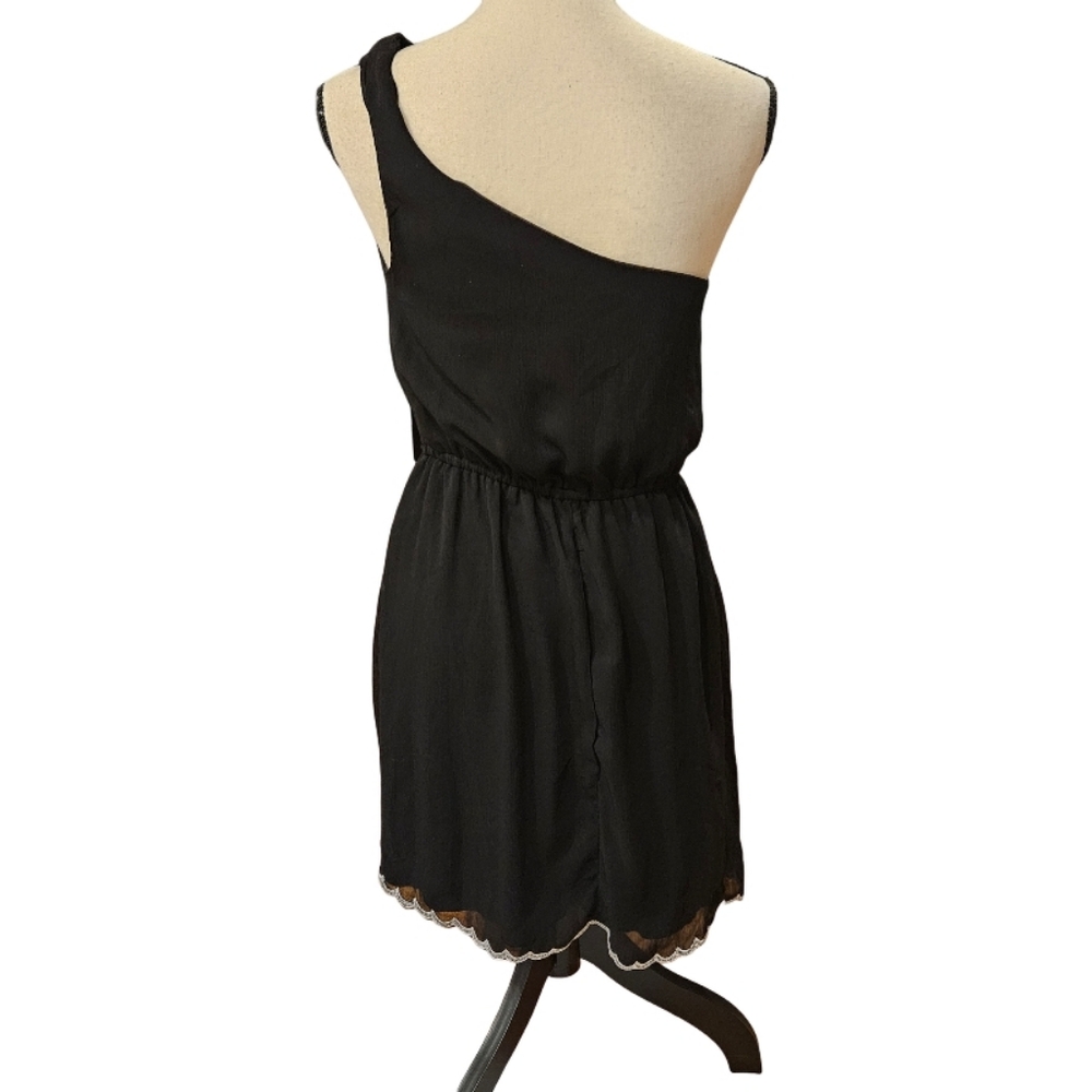BeBop Elegant Black One-Shoulder Dress - Picture 6 of 9